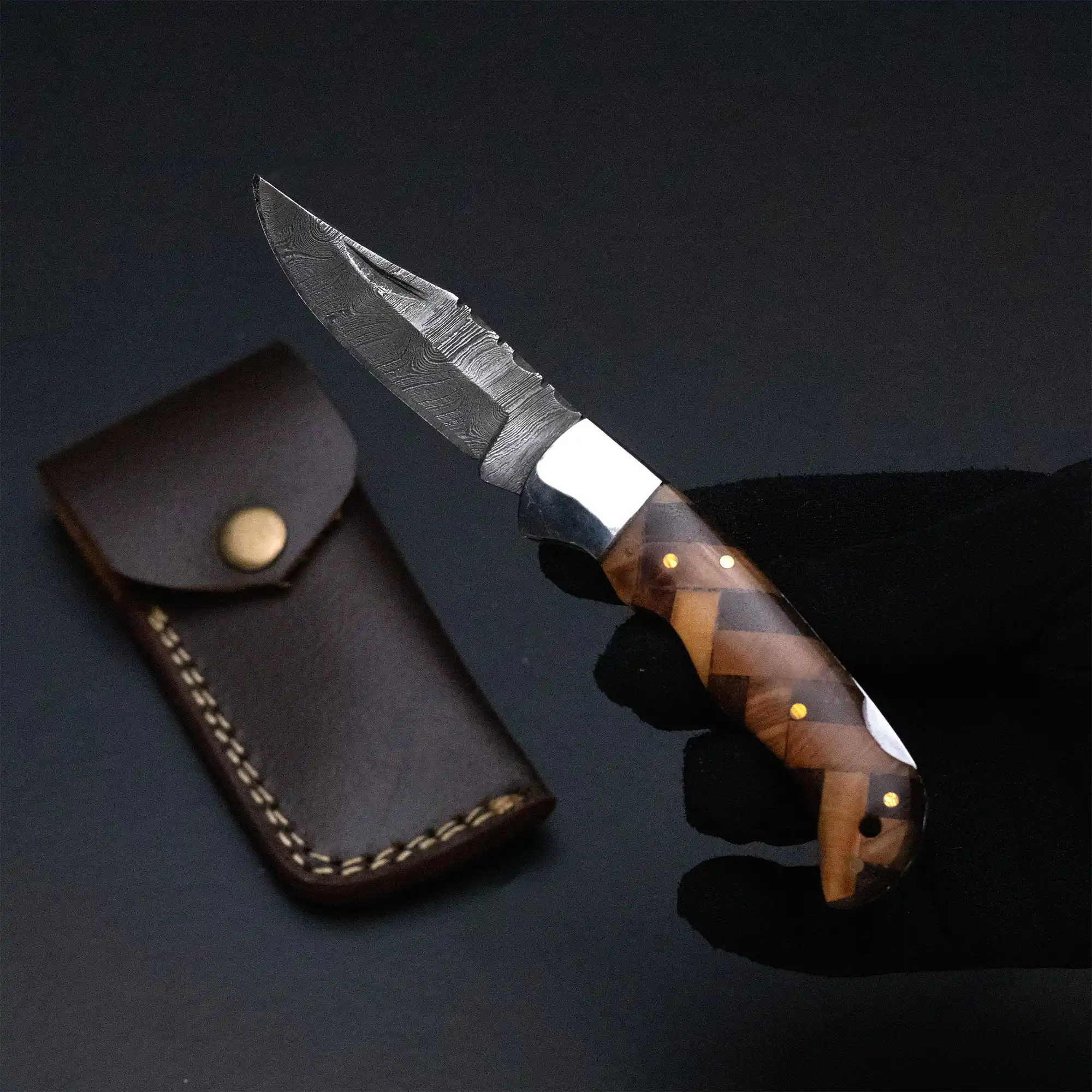 Handmade Damascus Steel EDC Folding Knife With Ross Wood Gift for Men - Image 3